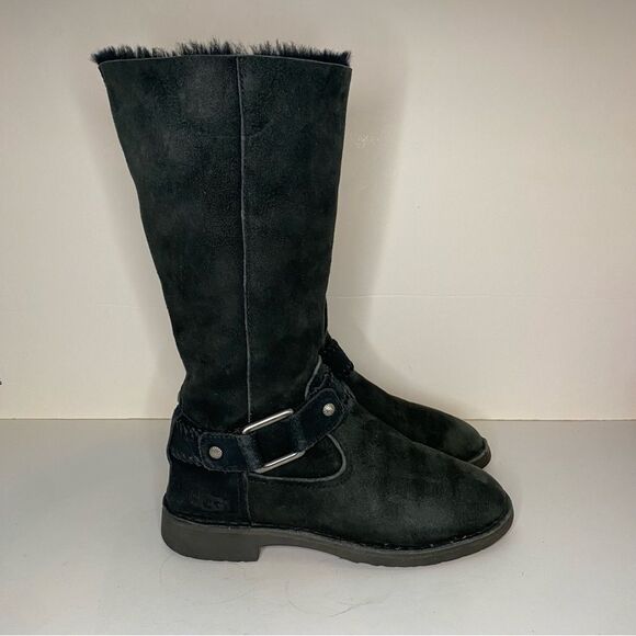 UGG Shoes - UGG Braiden Boot Black UGG Women's Cuff Boot Size 7.5